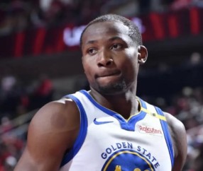 开云体育官网-再见勇士！昔日建队核心撕破脸，三豪门抢人，联手詹姆斯成大热|库明加|科尔|乔纳森·库明加|洛杉矶湖人队|金州勇士队_新浪体育_新浪新闻